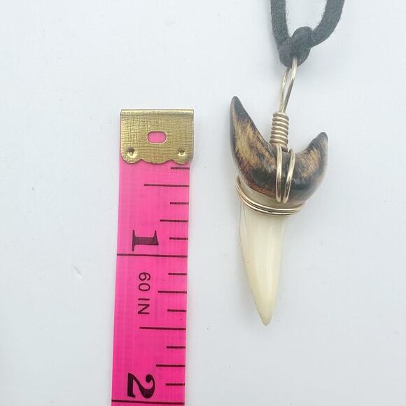 Shark Tooth Wire Wrapped Necklace Beachy Casual Jewelry Coastal Cowgirl Boho - Picture 6 of 9